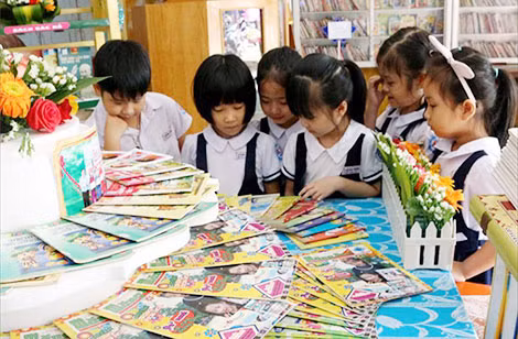 Các thầy cô giáo sẽ biết rõ nhất bộ sách nào phù hợp với học sinh của mình, bộ sách nào thì không. Ảnh: L.G. Các thầy cô giáo sẽ biết rõ nhất bộ sách nào phù hợp với học sinh của mình, bộ sách nào thì không. Ảnh: L.G.