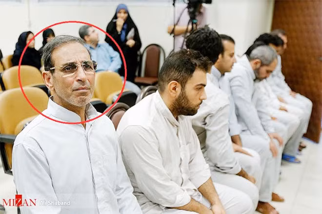 Vahid Mazloumin và nhiều tội phạm tài chính nhận án tử hình. Vahid Mazloumin và nhiều tội phạm tài chính nhận án tử hình.