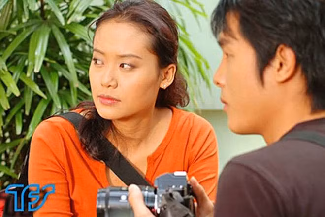 “Nghề báo” – một trong số các phim truyền hình Việt nhiều tập đầu tiên giúp người xem có dịp hiểu sâu hơn về công việc của người làm báo.