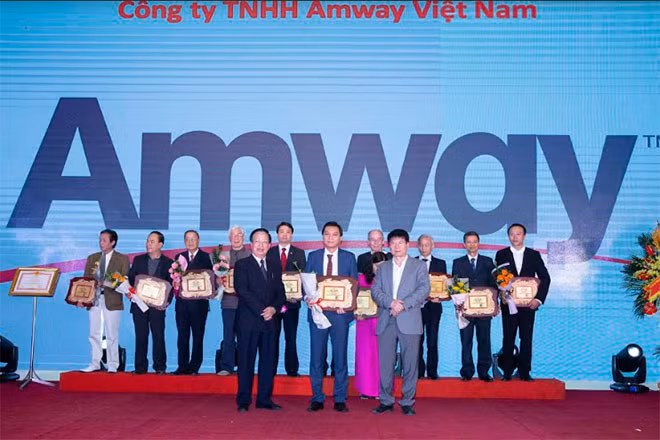Trong 10 năm có mặt tại thị trường Việt Nam, Amway đã có những đóng góp đáng kể để chăm lo sức khỏe cộng đồng.