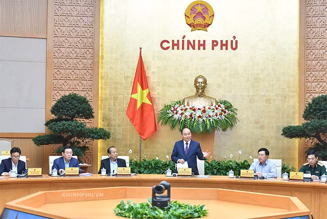 Thủ tướng Nguyễn Xuân Phúc chủ trì phiên họp Chính phủ thường kỳ tháng 10/2018. Ảnh: VGP/Quang Hiếu