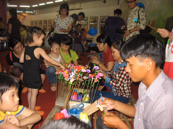 Hạnh phúc gia đình là nền tảng căn bản để ngăn chặn bạo lực giới.