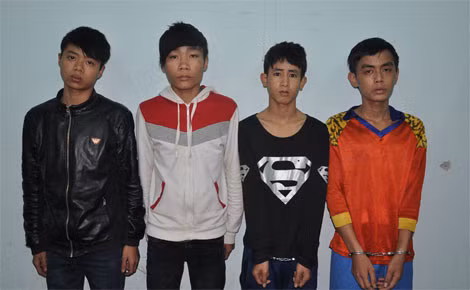 Các đối tượng trộm cắp bị bắt giữ tại cơ quan Công an. Các đối tượng trộm cắp bị bắt giữ tại cơ quan Công an.