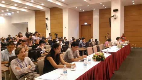 Đông đảo các phóng viên trong nước và quốc tế tham dự Lễ khai trương Trung tâm Báo chí.