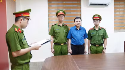 Khởi tố Bí thư xã Hợp Kim cùng đồng phạm thu lợi bất chính hơn 25 tỷ đồng