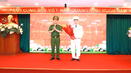 Bổ nhiệm Giám đốc Trung tâm Dữ liệu quốc gia về dân cư