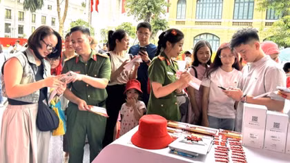Phát triển công dân số: Từ tiện ích đến an toàn, trách nhiệm
