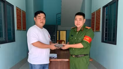 Công an xã giúp người chuyển nhầm nhận lại 206 triệu đồng