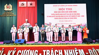Cụm thi đua số 2 trao giải Báo cáo viên giỏi tuyên truyền Nghị quyết XIV của Đảng