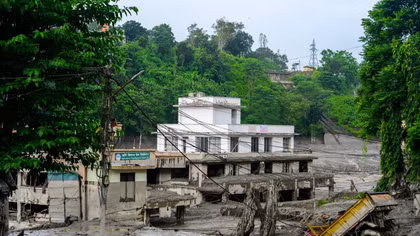 Ít nhất 160 người thiệt mạng vì lũ quét ở biên giới Nepal - Trung Quốc