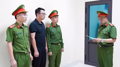 Khởi tố 5 bị can về tội xâm phạm quyền tác giả