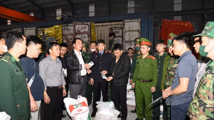 Trưởng khoa Dược Bệnh viện Y học cổ truyền Trung ương tham gia đường dây caffeine ma túy "khủng"
