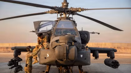 Máy bay Apache của Mỹ rơi gần eo biển Hormuz