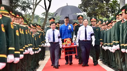 Truy điệu và an táng 173 hài cốt quân tình nguyện, chuyên gia Việt Nam hy sinh tại Campuchia