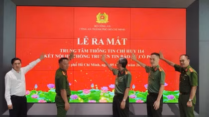 Công an TP Hồ Chí Minh ra mắt trung tâm thông tin chỉ huy kết nối thiết bị truyền tin báo cháy