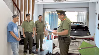 Triệt phá đường dây mua bán hóa đơn của hàng trăm công ty “ma”
