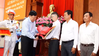 15 Mẹ ở Đồng Tháp được trao, truy tặng danh hiệu "Bà mẹ Việt Nam Anh hùng"
