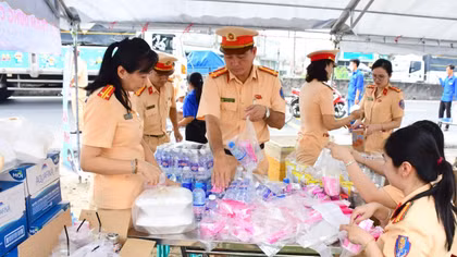 Lan tỏa hình ảnh đẹp về người chiến sĩ Công an Đồng Tháp