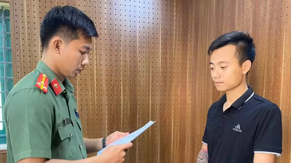Làm rõ đường dây đưa 12 người xuất cảnh trái phép sang Campuchia