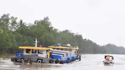 Công an Đồng Tháp chủ động đảm bảo an toàn giao thông mùa mưa bão