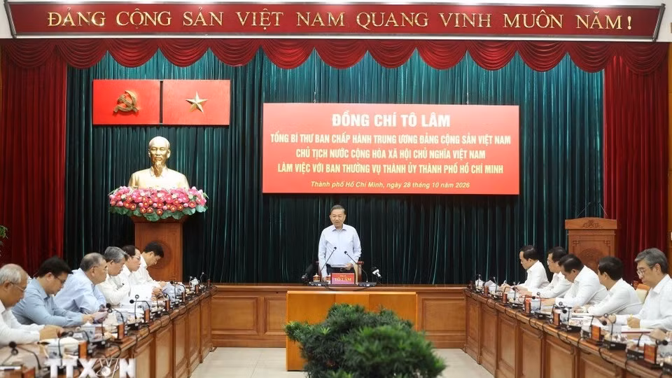 Thành phố Hồ Chí Minh tiếp tục đổi mới tư duy tự chủ, nâng cao năng lực thực thi