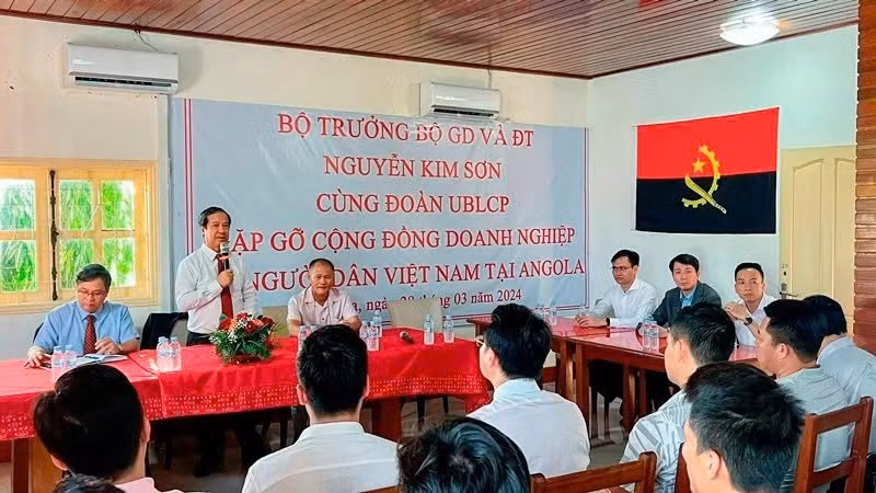 angola1.jpg