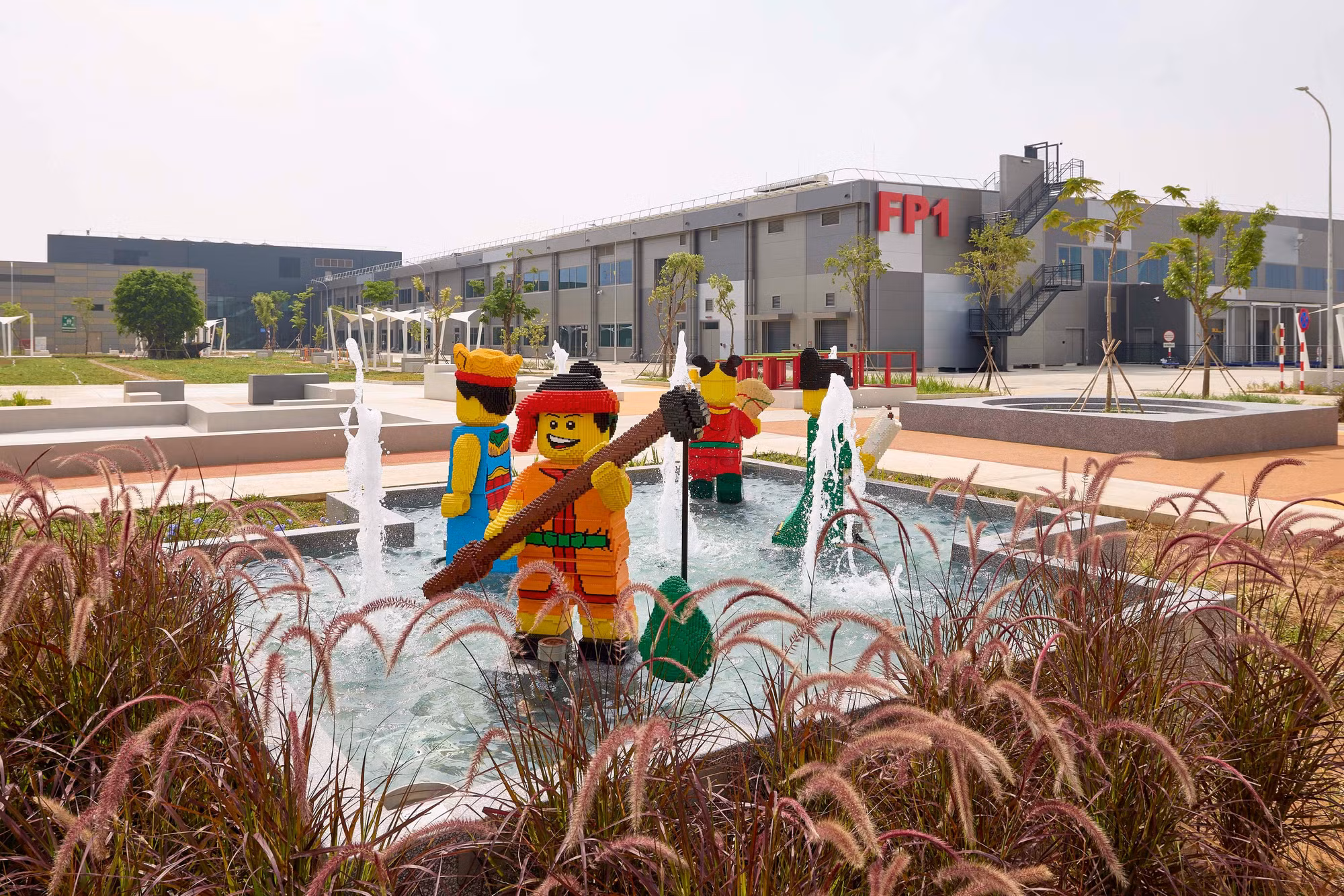 lego1.jpg
