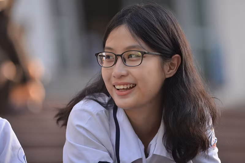 Tại sao Bộ GD-ĐT mở nguyện vọng xét tuyển, bỏ điểm sàn đại học?