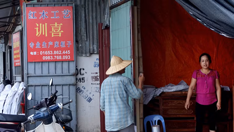 Biển hiệu tiếng Trung, phố Tàu, Từ Sơn, Đồng Kỵ, Phù Khê, Bắc Ninh