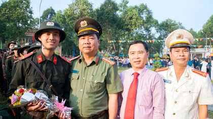1485 thanh niên thực hiện nghĩa vụ Quân sự và nghĩa vụ Công an
