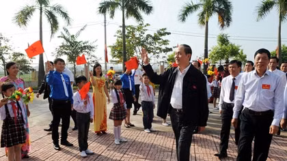 Chủ tịch nước Trần Đại Quang dự ngày hội Đại đoàn kết toàn dân tộc tại Bắc Giang
