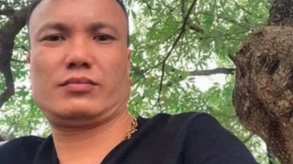 Chiêu trò ép xe khách dán logo của trùm bảo kê Cường "Dụ" 