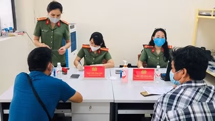 Cấp giấy thông hành cho tổ lái xe chuyên trách tại cửa khẩu