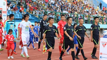 Khi V.League nguội lửa