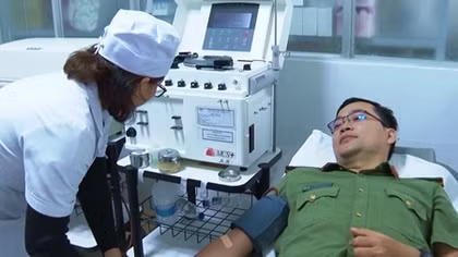 Đại úy Công an hiến tiểu cầu cứu cháu bé 9 tuổi