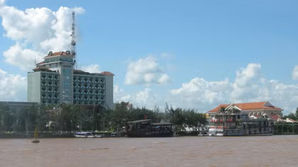 Mặn đã bủa vây gần bến Ninh Kiều trên đất Tây Đô