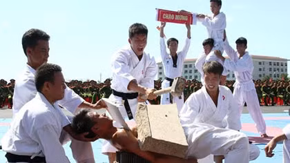 Màn trình diễn võ thuật ấn tượng của các học viên CSGT