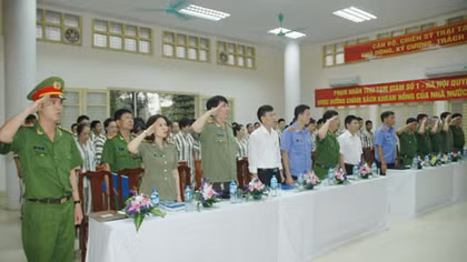 Hà Nội:Giảm án cho 101 phạm nhân dịp lễ 30-4