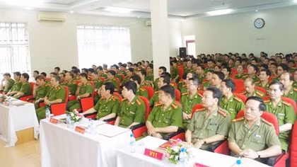 Tập huấn công tác cứu nạn cứu hộ cho cán bộ chỉ huy toàn miền Bắc