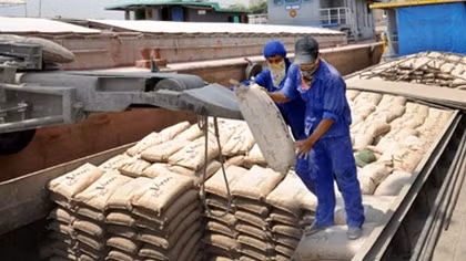 Cần chấn chỉnh xuất khẩu xi măng của các doanh nghiệp
