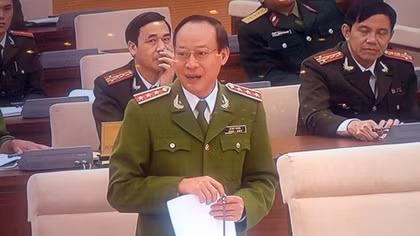Giao nhiệm vụ điều tra cho kiểm ngư, thuế, Ủy ban chứng khoán(?)