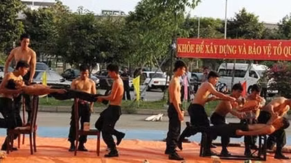 Mãn nhãn với những tuyệt chiêu của Cảnh sát đặc nhiệm