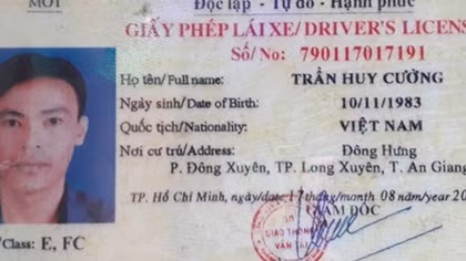 Mua GPLX ô tô trên mạng với giá 3 triệu đồng để chạy xe khách