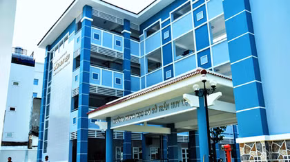 Niềm vui lan tỏa từ những ngôi trường mới