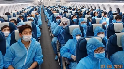 Nỗi niềm người Việt mắc kẹt vì dịch COVID-19 trên thế giới