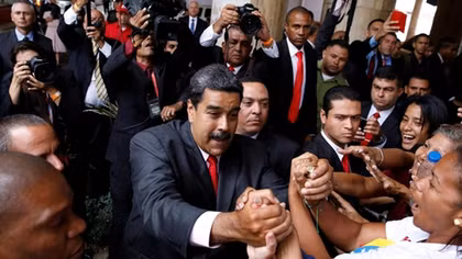 Đáp trả lệnh trừng phạt, Venezuela trục xuất nhà ngoại giao Mỹ