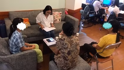 Cuộc trốn chạy của những người phụ nữ bất hạnh
