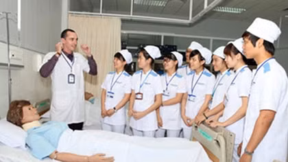 Khởi động chương trình hợp tác y tế trị giá 21 triệu USD
