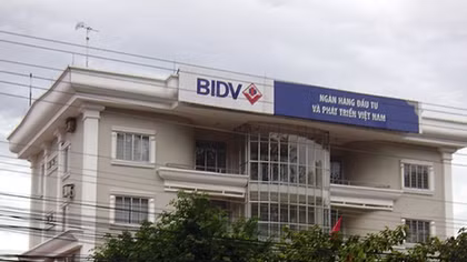 Nhân viên Ngân hàng BIDV ngăn chặn 3 vụ giả danh cán bộ để lừa đảo qua mạng