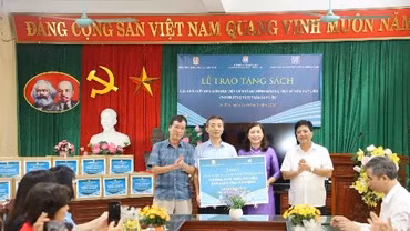 Nối dài dòng chảy tri thức trên quê hương Giáo sư, Viện sĩ Trần Huy Liệu